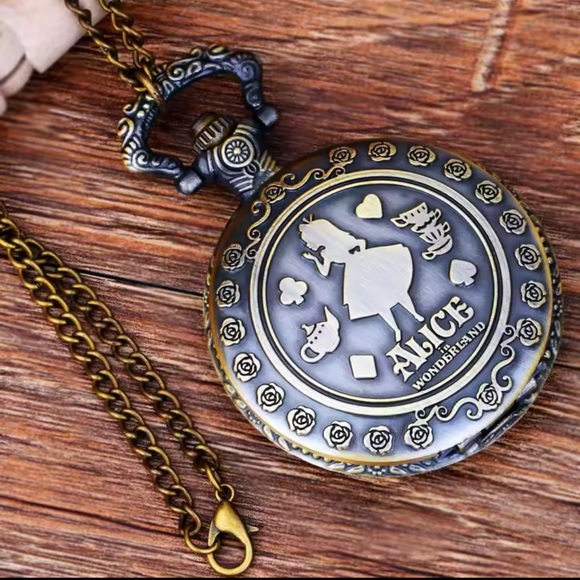 Vintage Brass Pocket Watch Alice in Wonderland theme - Picture 4 of 6